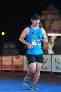 BIB: 43219
                            <button type="button" onclick="openModal(19772082)" class="btn btn-primary btn-sm float-right btn-popup" data-toggle="modal" data-target=".modal-high-quality">
                        <i class="fas fa-shopping-cart"></i> Add to Cart
                    </button>
                                            <button type="button" onclick="isThisMe(19772082, true)" class="btn btn-success btn-sm float-right btn-popup btn-isme hidden" data-toggle="tooltip" data-placement="bottom" title="นี่คือรูปของคุณใช่ไหม คลิกที่นี่เพื่อเอาเข้าอัลบั้ม">
                        <i class="fas fa-plus"></i> Add to album
                    </button>
                    <button type="button" onclick="isThisMe(19772082, false)" class="btn btn-warning btn-sm float-right btn-popup btn-isnotme hidden">
                        <i class="fas fa-ban"></i> Remove from album
                    </button>